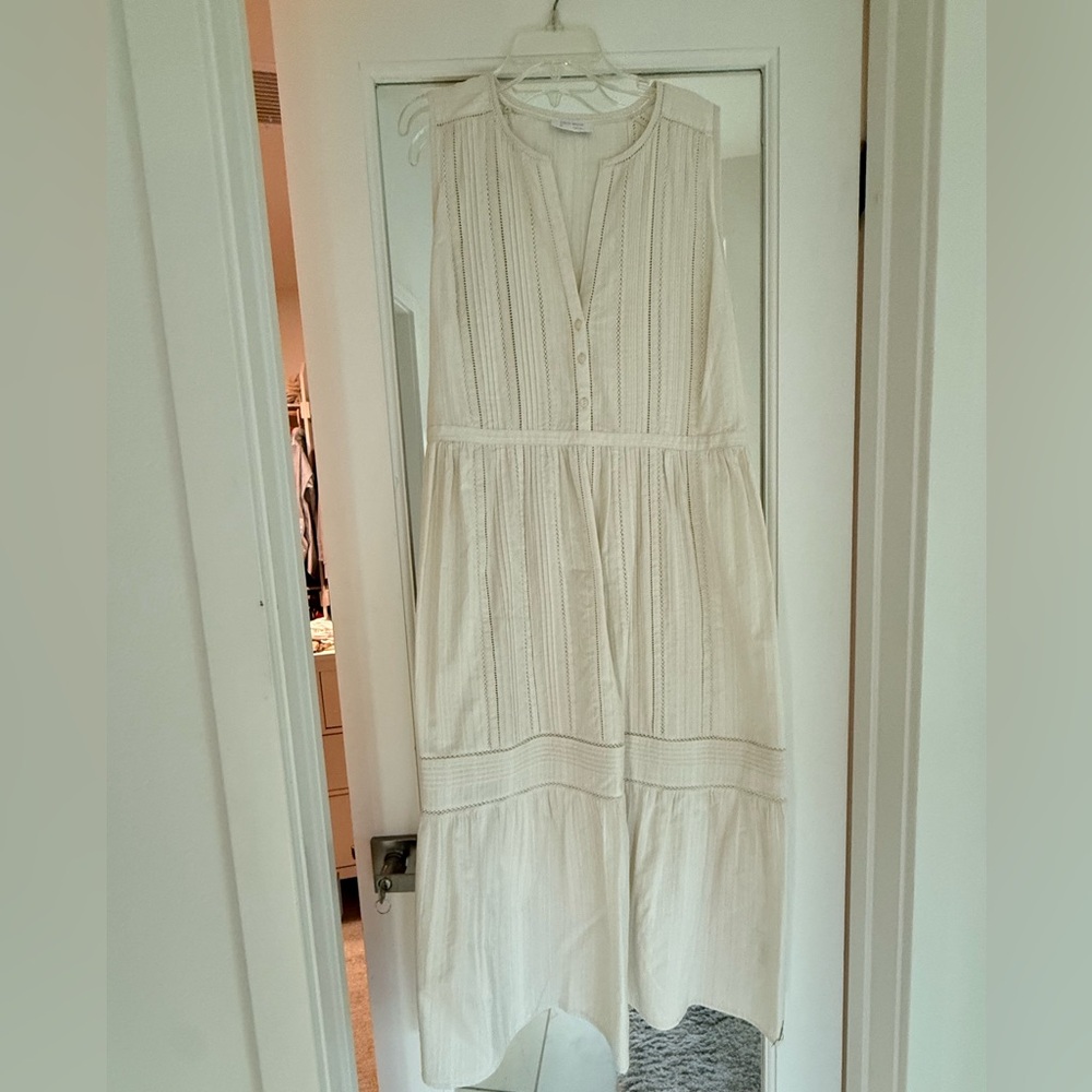 Aritzia Little Moon Women’s Cream Midi Dress with Pintuck Detailing(Like new）